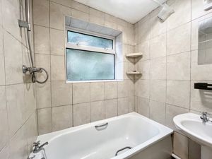 Photo 16- click for photo gallery